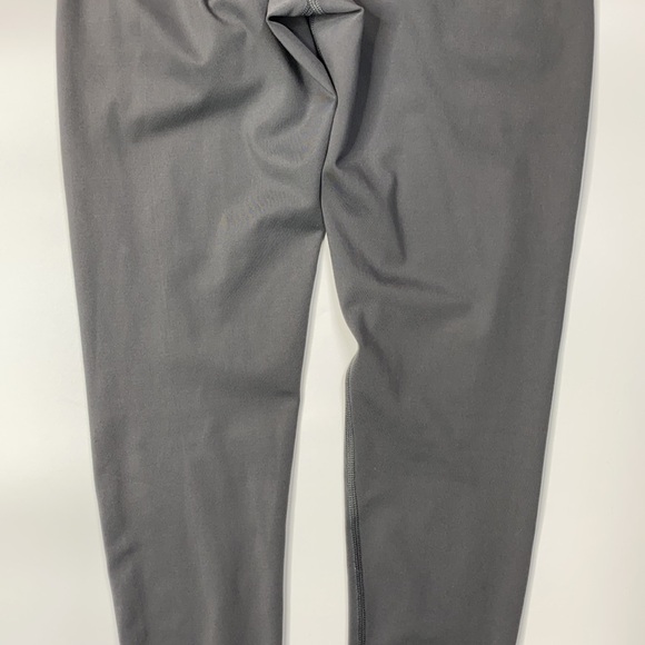 Girlfriend Collective High-Rise Compressive Legging in Grey - Picture 12 of 14